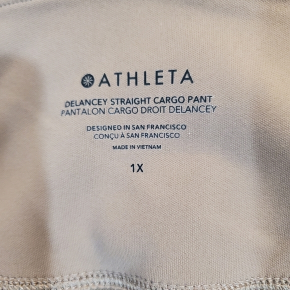 Athleta Women's Delancey Straight Cargo Pant Rustic Beige - 1X - Picture 6 of 6